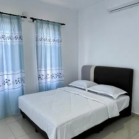 Bayu Laut Homestay Malacca Exterior photo